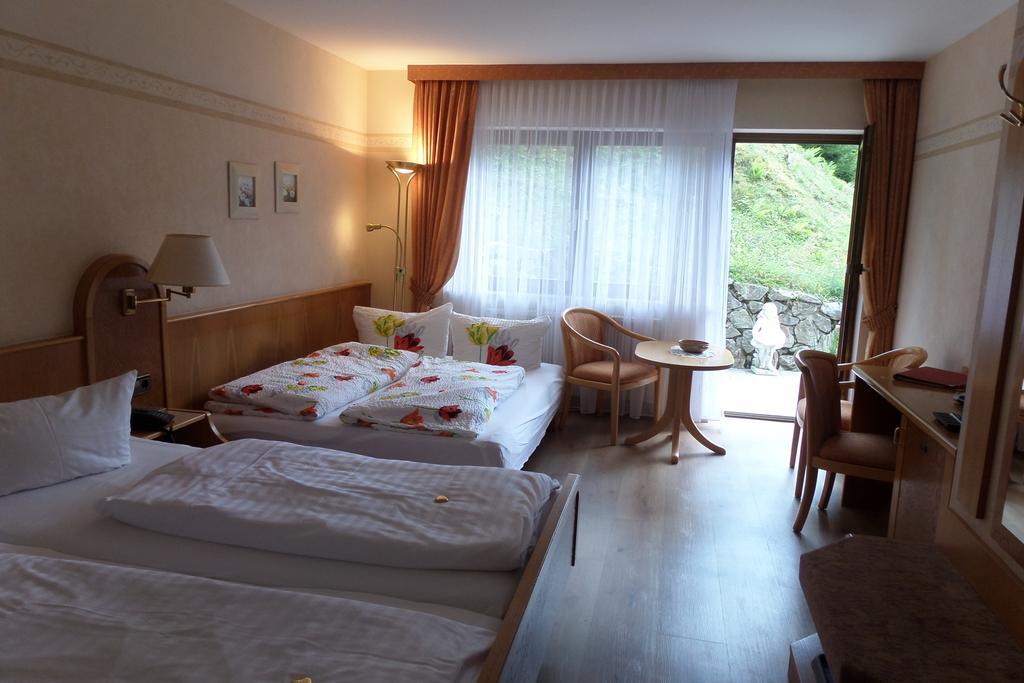 Hotel - Gasthof Blume Oppenau Ruang foto