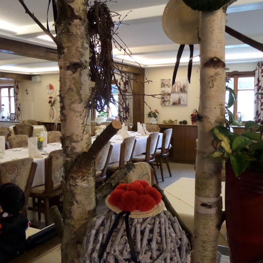 Hotel - Gasthof Blume Oppenau Bagian luar foto