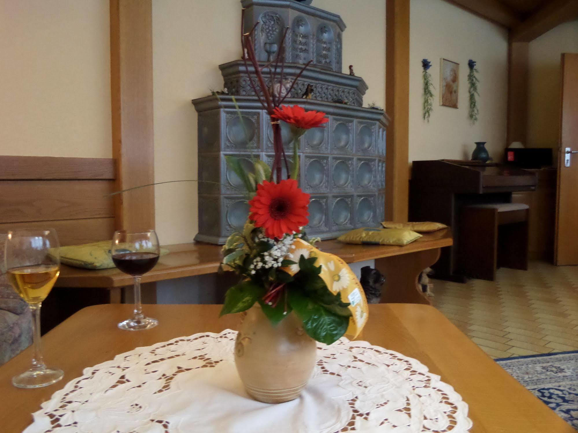 Hotel - Gasthof Blume Oppenau Bagian luar foto